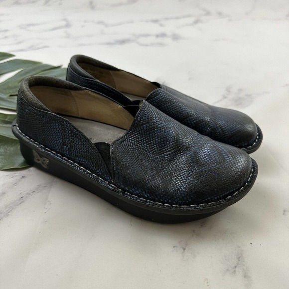 Alegria Womens Deb Clogs Size 36 Blue Black Snakeskin Print Slip On Comfort - Picture 1 of 8